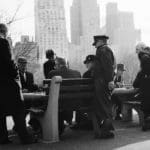 ART COMPASS-Galerie Dittmar-Horst Schaefer-New York Schachspieler im Central Park 1963