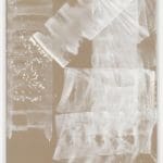 Shila Khatami | Strokes | 2022 | 240 x 170 cm | Rabbit glue on canvas / Hasenleim auf Leinwand | Courtesy Shila Khatami & Galerie kajetan | Photo: Roman März