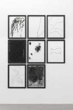 Erich Reusch | 8 Zeichnungen | 1994 – 2000 | Mischtechnik auf Papier | je 55 x 41 cm | Installationsansicht | Courtesy Erich Reusch & kajetan Berlin | Photo: CHROMA (Installationsansicht | Installation view) & Marcus Schneider (Einzelansichten | Single views)