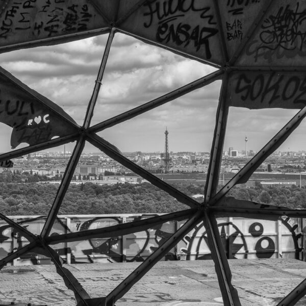 THOMAS HILLIG - Teufelsberg 2845