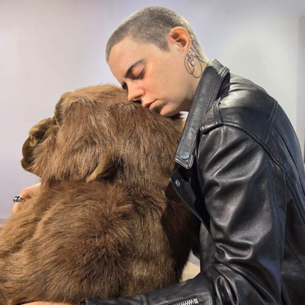 ART COMPASS - MK Kaehne - Jeanne mit Gorilla - 2026 - Foto Stephanie Schneider -